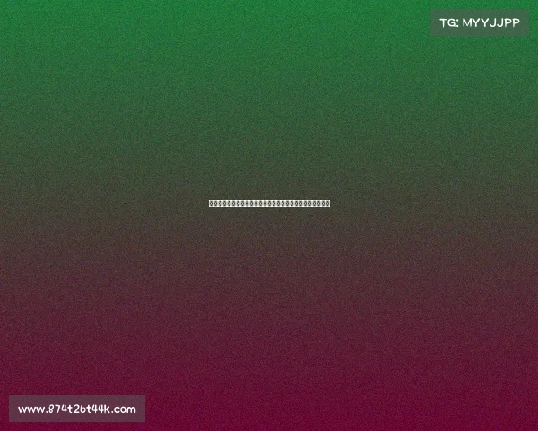 曼联老特拉福德安装钢铁护栏提升安全防范措施以防遭遇袭击